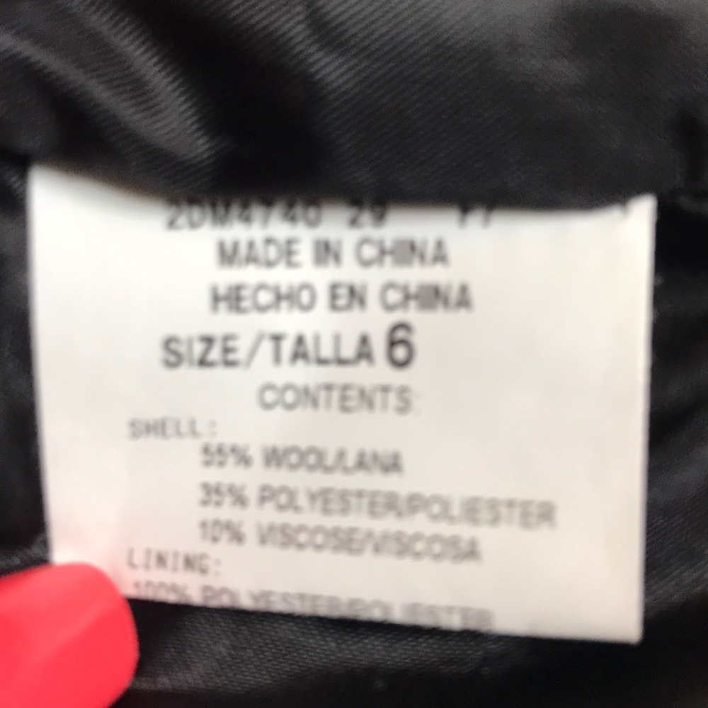 Ladies Coat - Picture 4 of 4